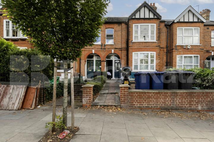 Modern Apartment Little Ealing Lane, South Ealing